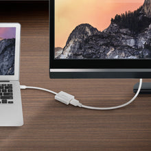 Laden Sie das Bild in den Galerie-Viewer, Macally miniDisplay Port Adapter&lt;br/&gt;bis 1080p bei 60 Hz (1920x1280 inkl.)
