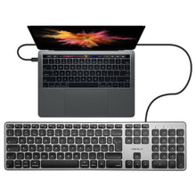 Laden Sie das Bild in den Galerie-Viewer, UCZKEY USB-C&lt;br/&gt;erweiterte Mac Tastatur&lt;br/&gt;Space Grey-Design mit Ziffernblock
